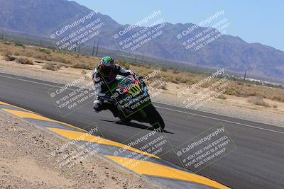 media/Oct-08-2022-SoCal Trackdays (Sat) [[1fc3beec89]]/Turn 16 Inside (1130am)/